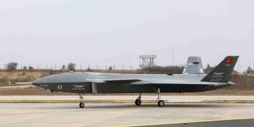 Türkiye’nin ilk insansız savaş uçağının ilk uçuşu, yer testlerinden sonra yapılacak