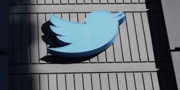 Twitter önümüzdeki hafta mavi çek aboneliğini başlatacak