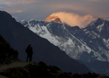 Polonyalı Dağcı Andrzej Bargiel, Everest’ten Ek Oksijensiz Kayakla İnerek Tarih Yazdı